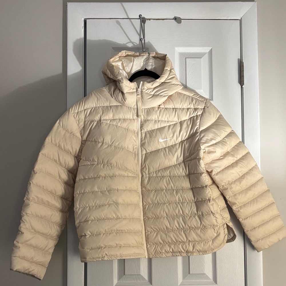 Nike Cream Puffer Jacket